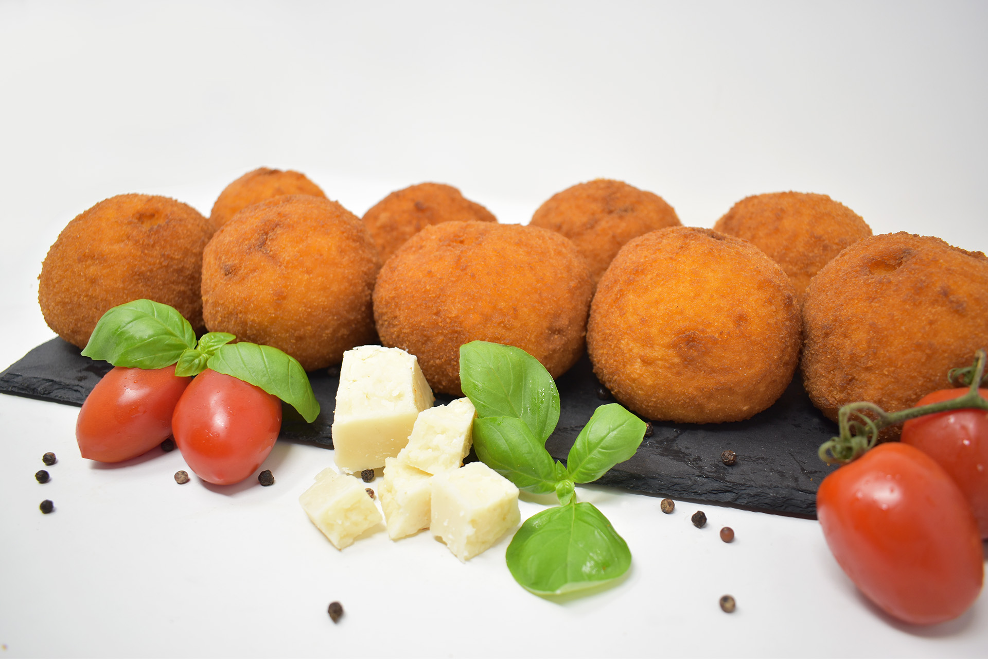 Pasticceria Corimè: l’eccellenza siciliana si arricchisce con i nuovi arancini Cacio e Pepe e Pomodoro e Mozzarella
